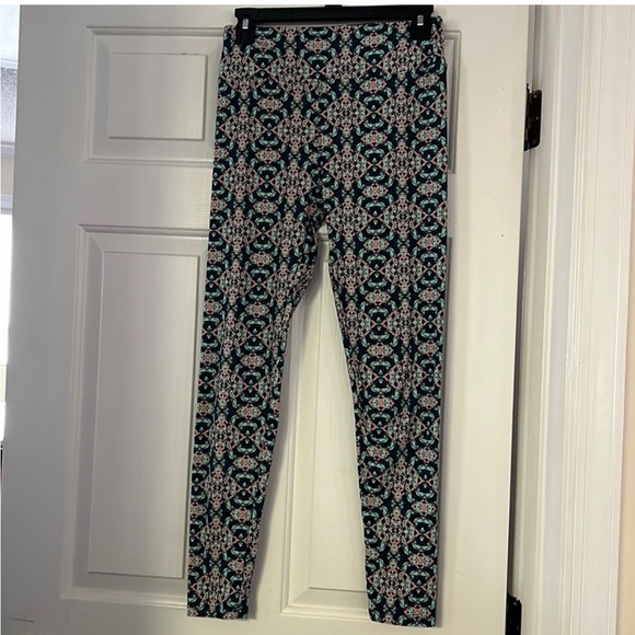 2 pack super soft leggings perfect condition fits s/m one size - Picture 6 of 6